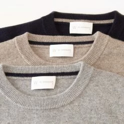 We Norwegians Blefjell Cashmere Crewneck Men Sand 10 We Norwegians Blefjell Cashmere Crewneck Men Sand -We Norwegians Shop Mens Neckline 2400x
